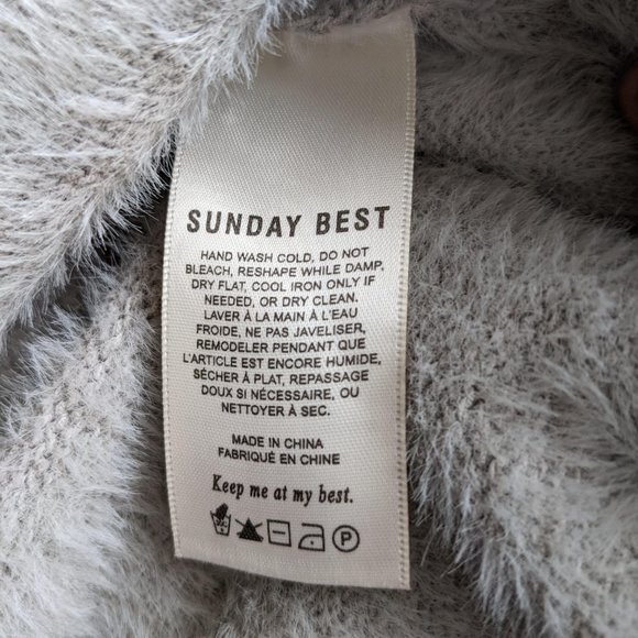 Aritzia Carmen Cardigan Opal Grey - Picture 6 of 9